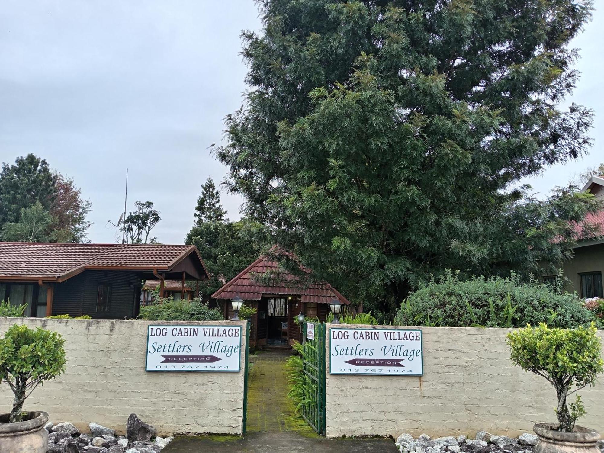 Log Cabin & Settlers Village Graskop Exterior photo